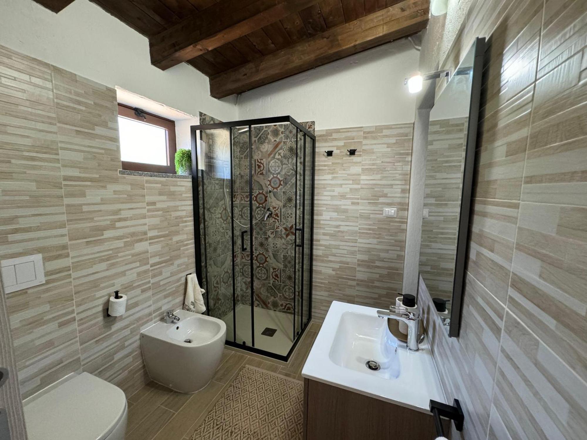 Casa Vacanze Con Piscina E Vista Mare Esclusiva Per Coppie E Famiglie, Relax E Tranquillita Tertenìa Exterior foto
